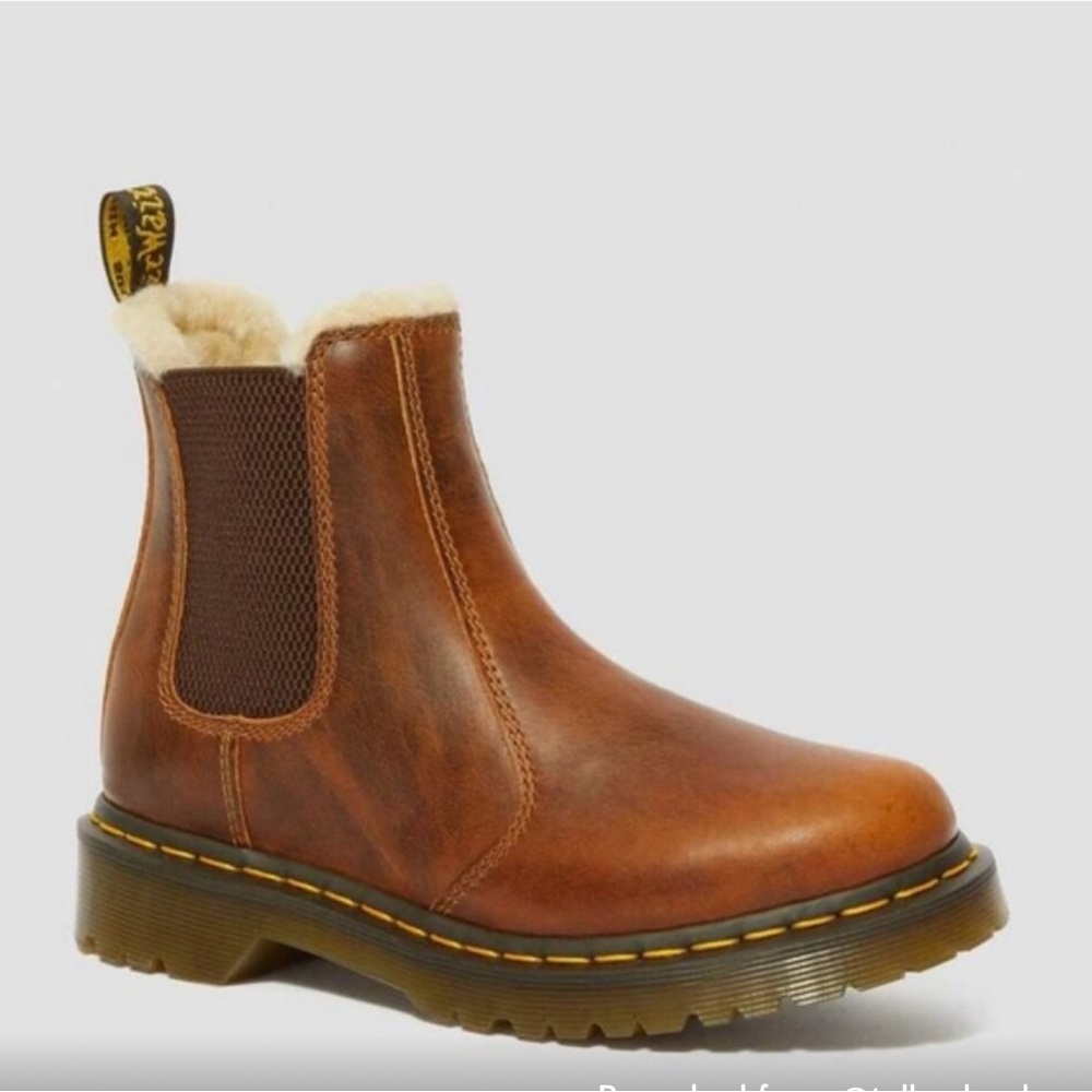 Dr Martens 2976 Leonore Butterscotch Fur Lined Chelsea boots Size 10